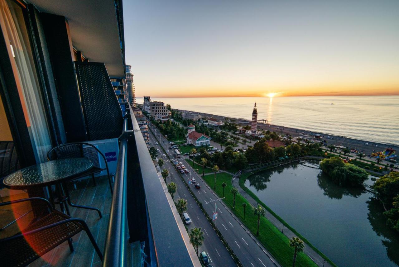 Apartament Grand City Real Estate Batumi Zewnętrze zdjęcie